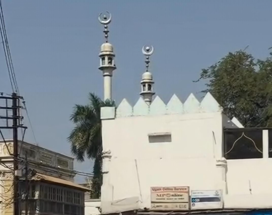 उज्जैन में फलादिया मस्जिद को नगर निगम का नोटिस, सिंहस्थ फ्लाईओवर के रास्ते में आ रहा 224 वर्ग मीटर हिस्सा